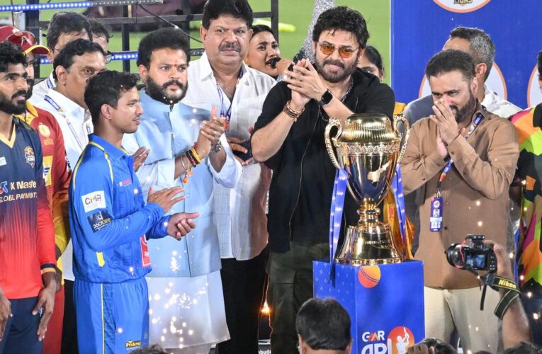 Andhra Premier League Season 4 kicks off with star-studded ceremony in Visakhapatnam
