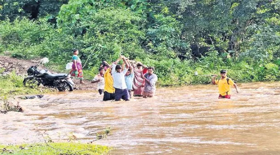 Pregnant Woman Carried in Dolly for Kilometres Amid Poor Road Conditions in Pedakota Panchayat