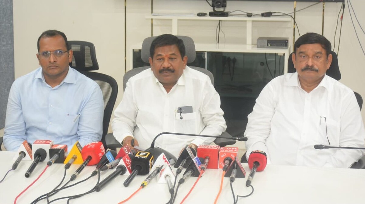 Visakhapatnam DRC to Resolve Drinking Water and Street Light Issues