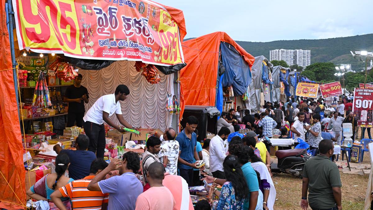 Crowds Throng AU Grounds for Diwali Firecrackers