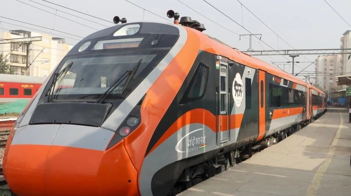 Indian Railways to unveil Vande Bharat Sleeper Train at IREE 2025