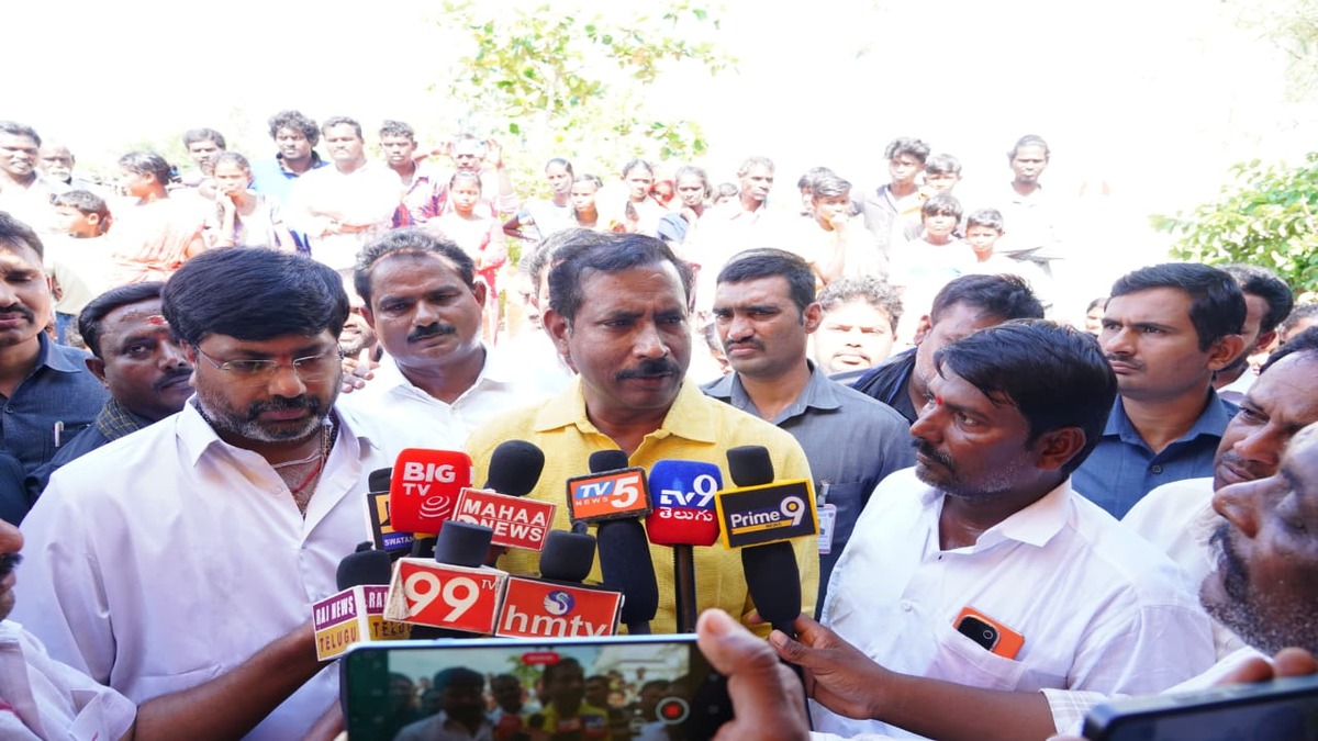 TDP Began Ration Rice Distribution Before Cyclone Montha: Palla Srinivasa Rao