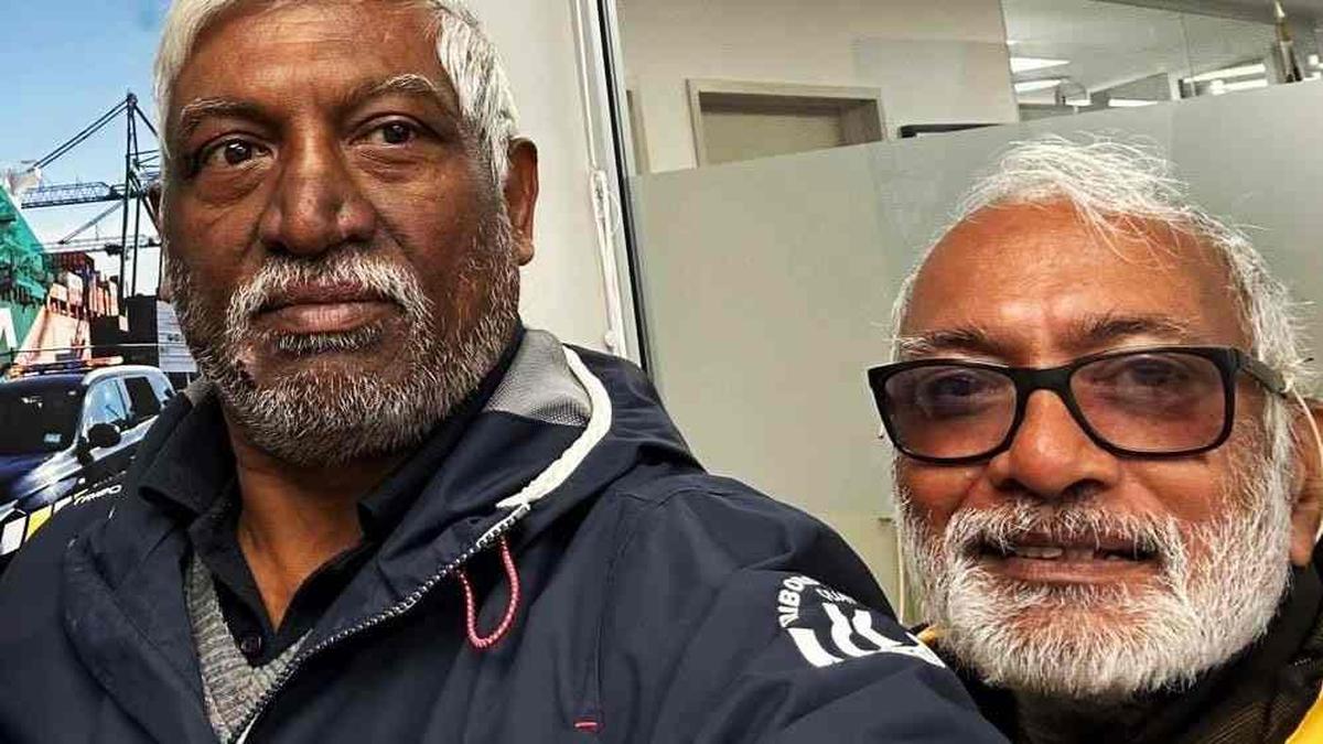 Veteran Naval Officers Conquer 10,000-Nautical-Mile Voyage