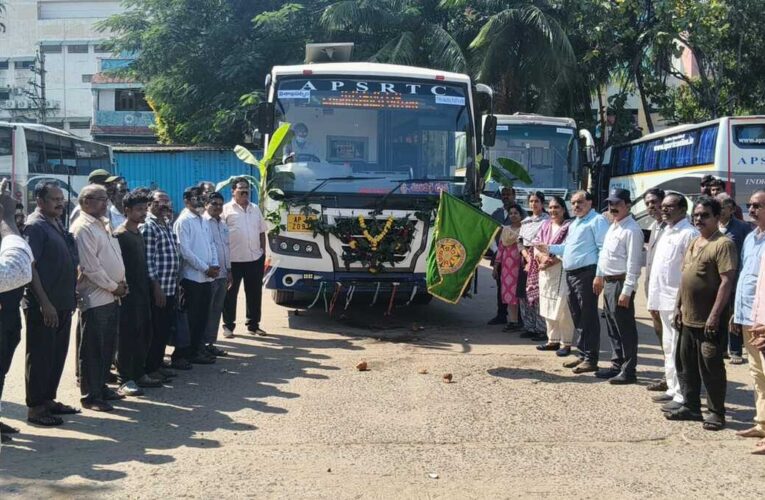 Special APSRTC Bus Flagged Off for Sabarimala Yatra