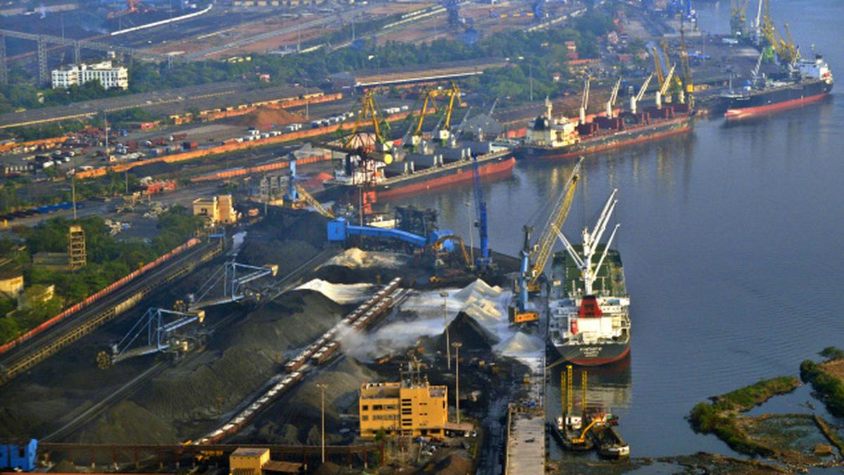 VPA Fast-Tracks Cargo Growth, Hits 60MMT Ahead of Schedule