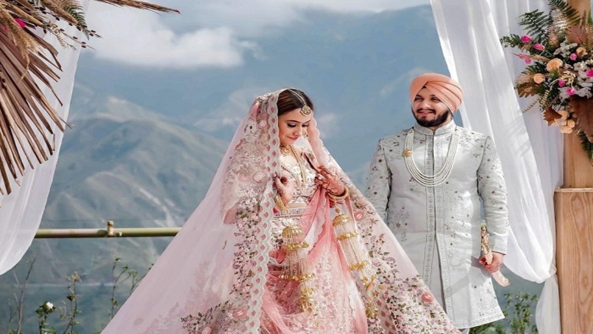 Rising cost of weddings prompts families to seek insurance cover