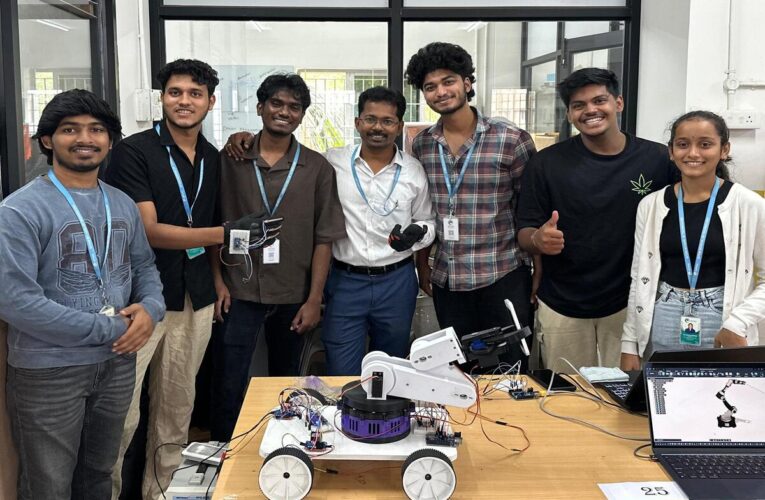 GITAM Students Showcase Innovative Tech Projects