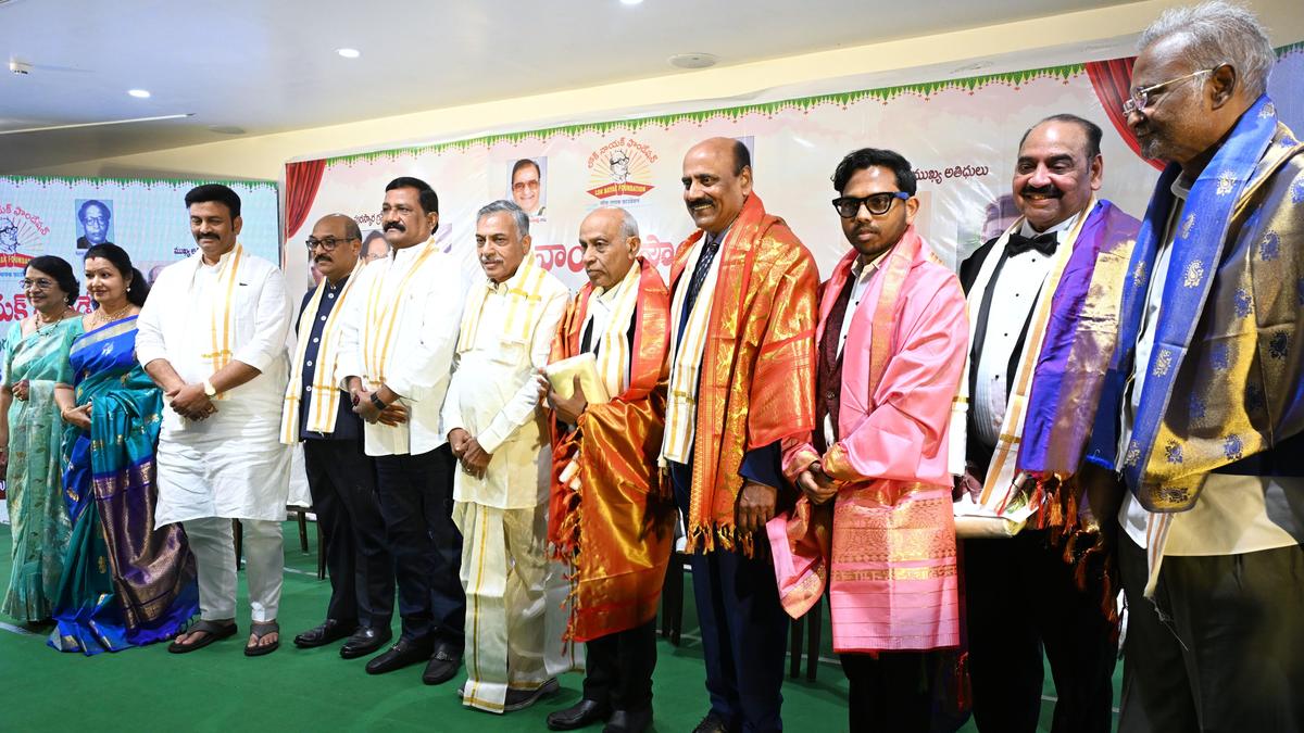 Lok Nayak Foundation honours ex-AU Telugu HoD Velamala Simmanna