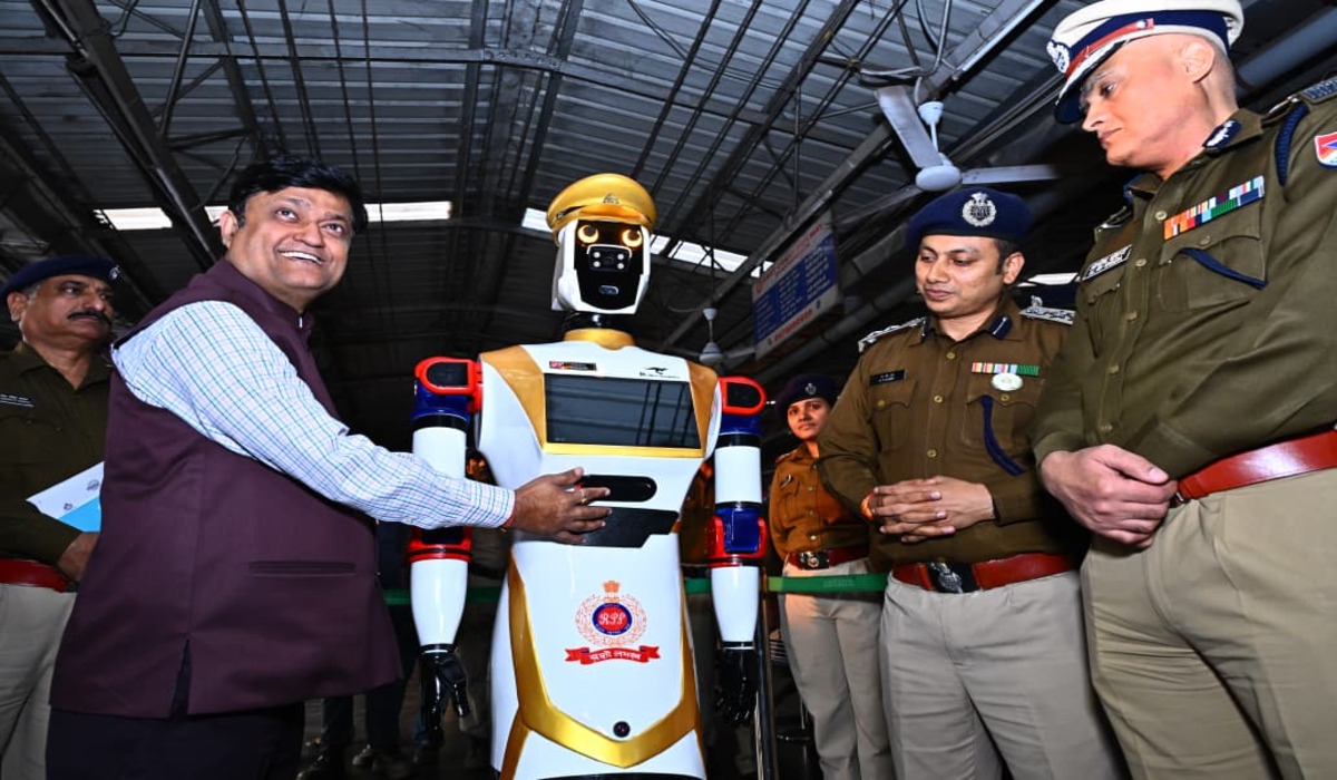 Humanoid Robot Deployed at Vizag Station for passenger safety