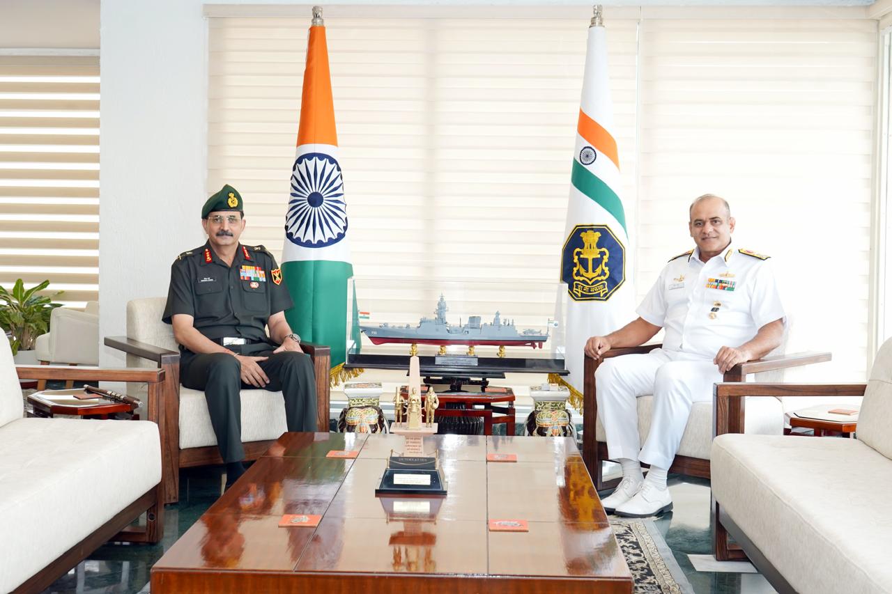 ARTRAC Chief Reviews Joint Training and Operations at ENC