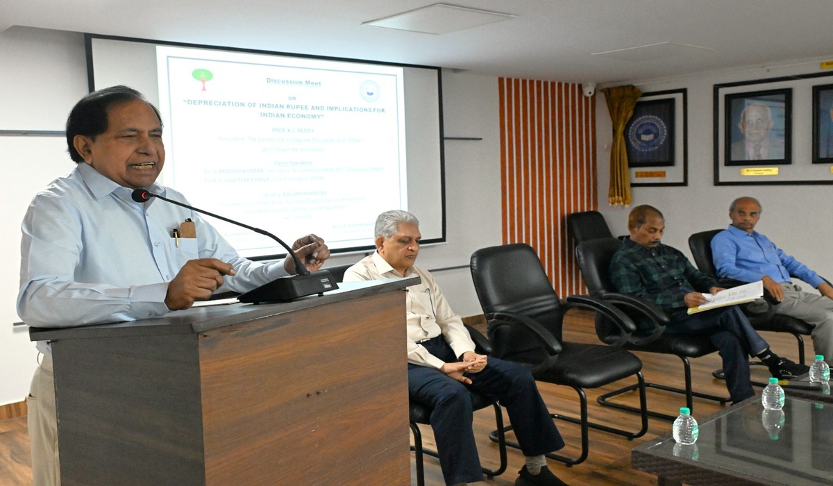 Rupee Faces Continued Pressure Amid Trade Gaps and Global Shifts, Experts Warn