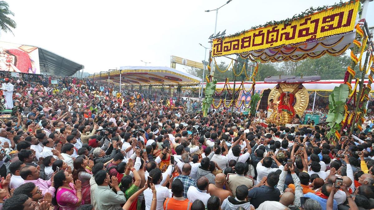 Ratha Saptami Fervour in Tirumala Marred by Traffic Mismanagement