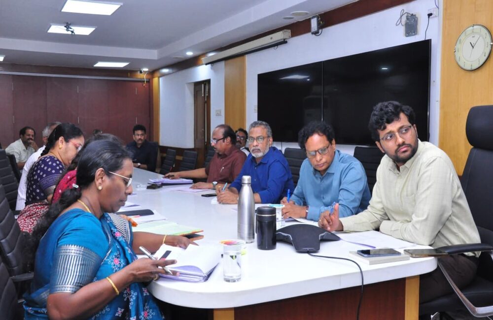 APEPDCL pushes WhatsApp, 1912 for quick complaint redressal