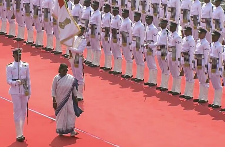 President Murmu Stresses Naval Cooperation at IFR