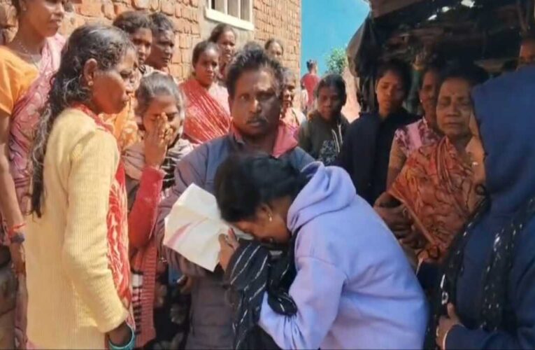 Tribal Protest in GK Veedhi Over Alleged Medical Negligence