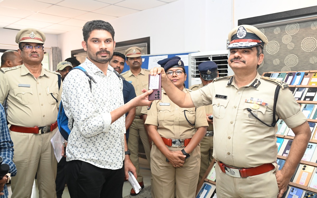 76 Arrested, ₹1.02 Crore Property Recovered in Vizag Crackdown