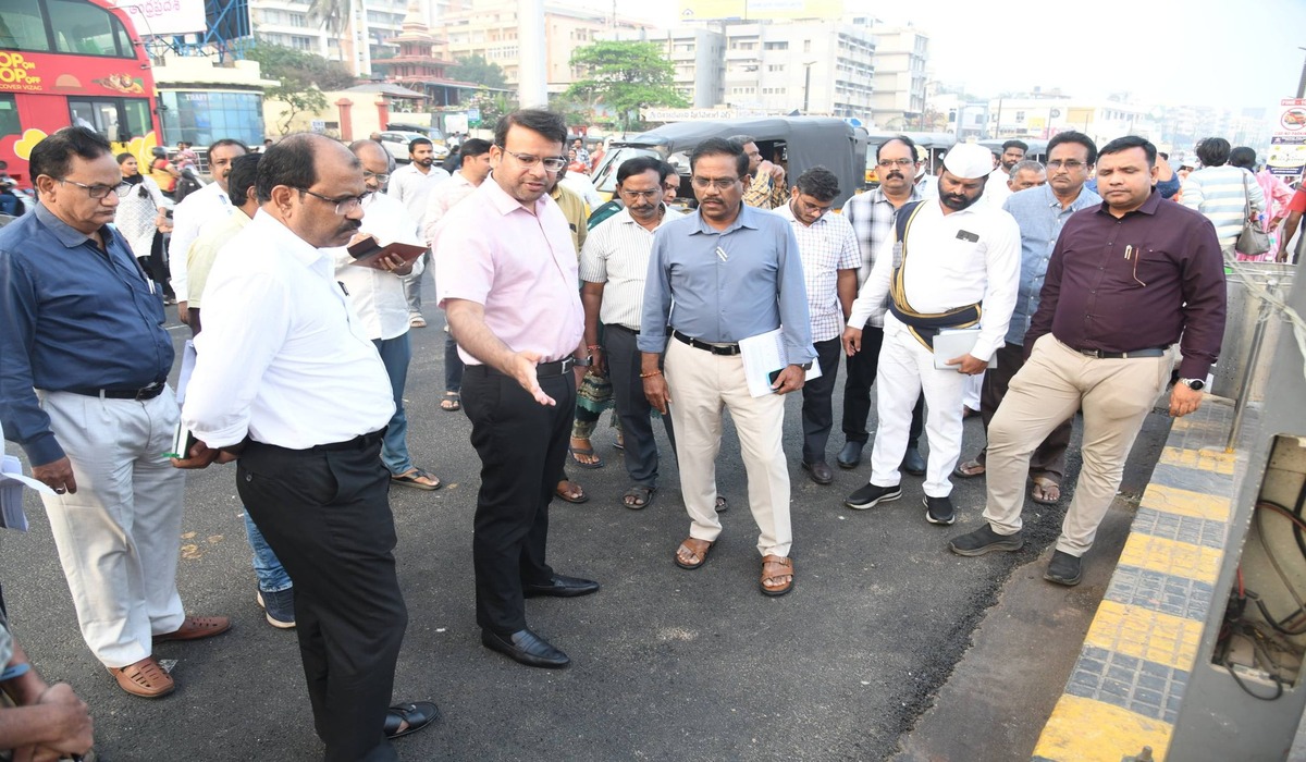 GVMC Commissioner reviews beach corridor ahead of Fleet Review