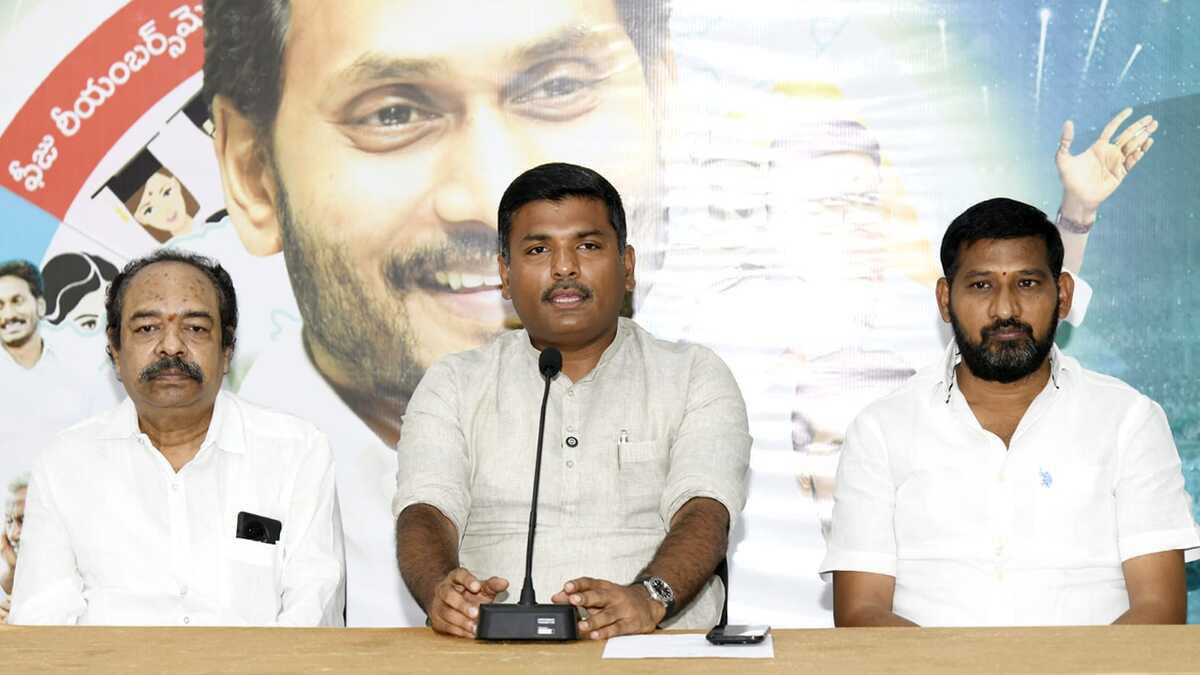 Naidu govt accused of ‘credit grabbing’ over steel plant project