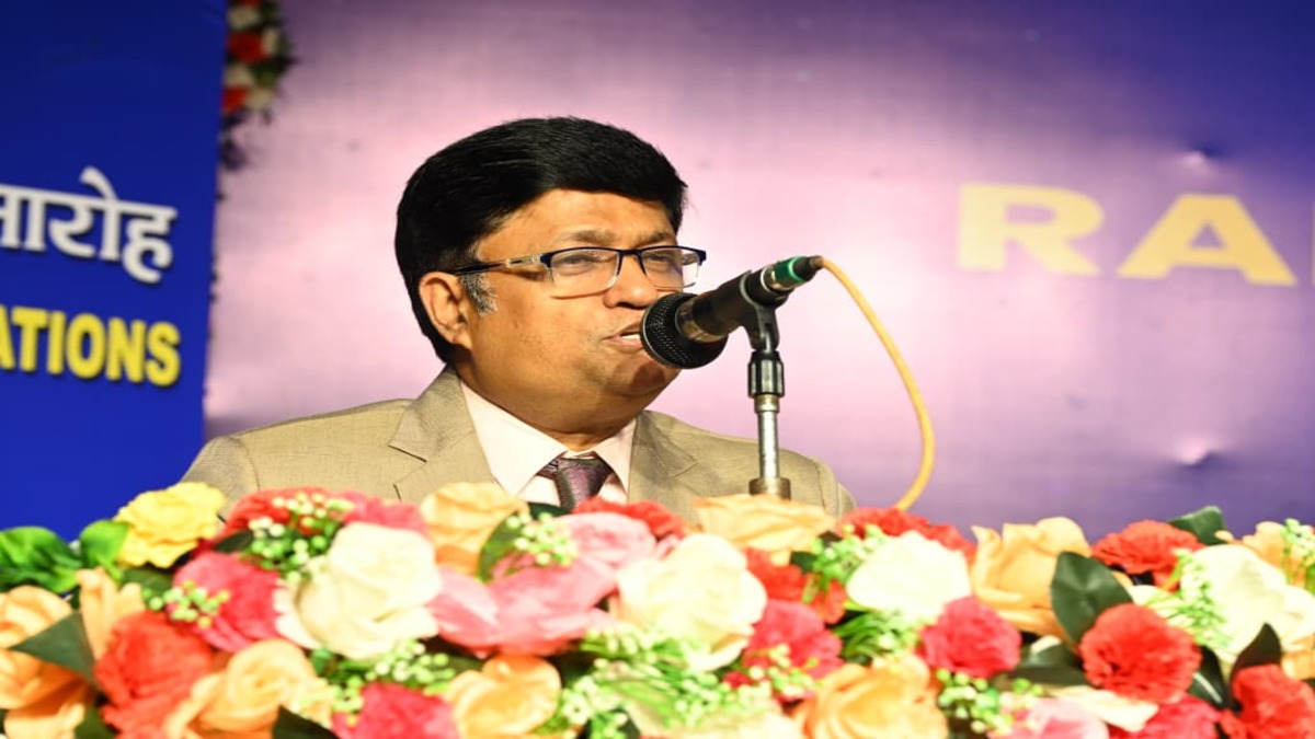 Waltair Division Honours 72 Staff at Rail Seva Awards