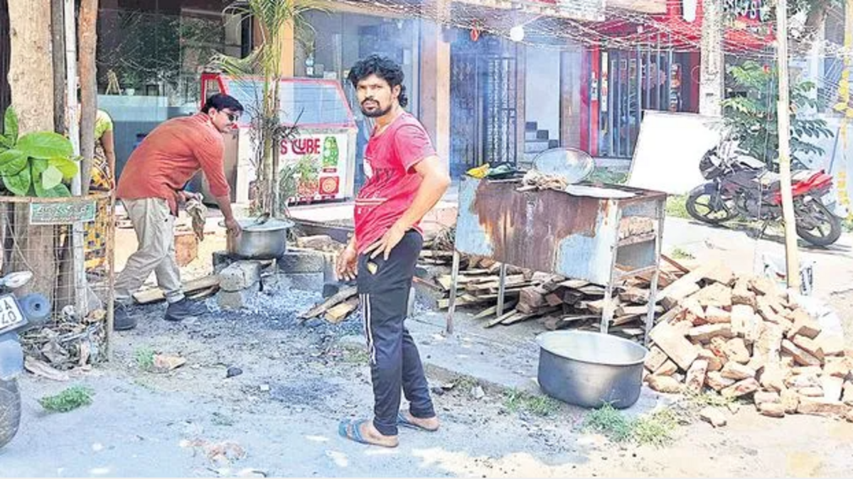 Gas Cylinder Supply Woes Deepen in Anakapalli