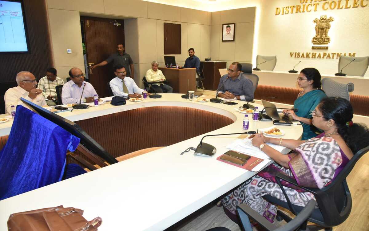 Ensure timely welfare for ex-servicemen: Collector