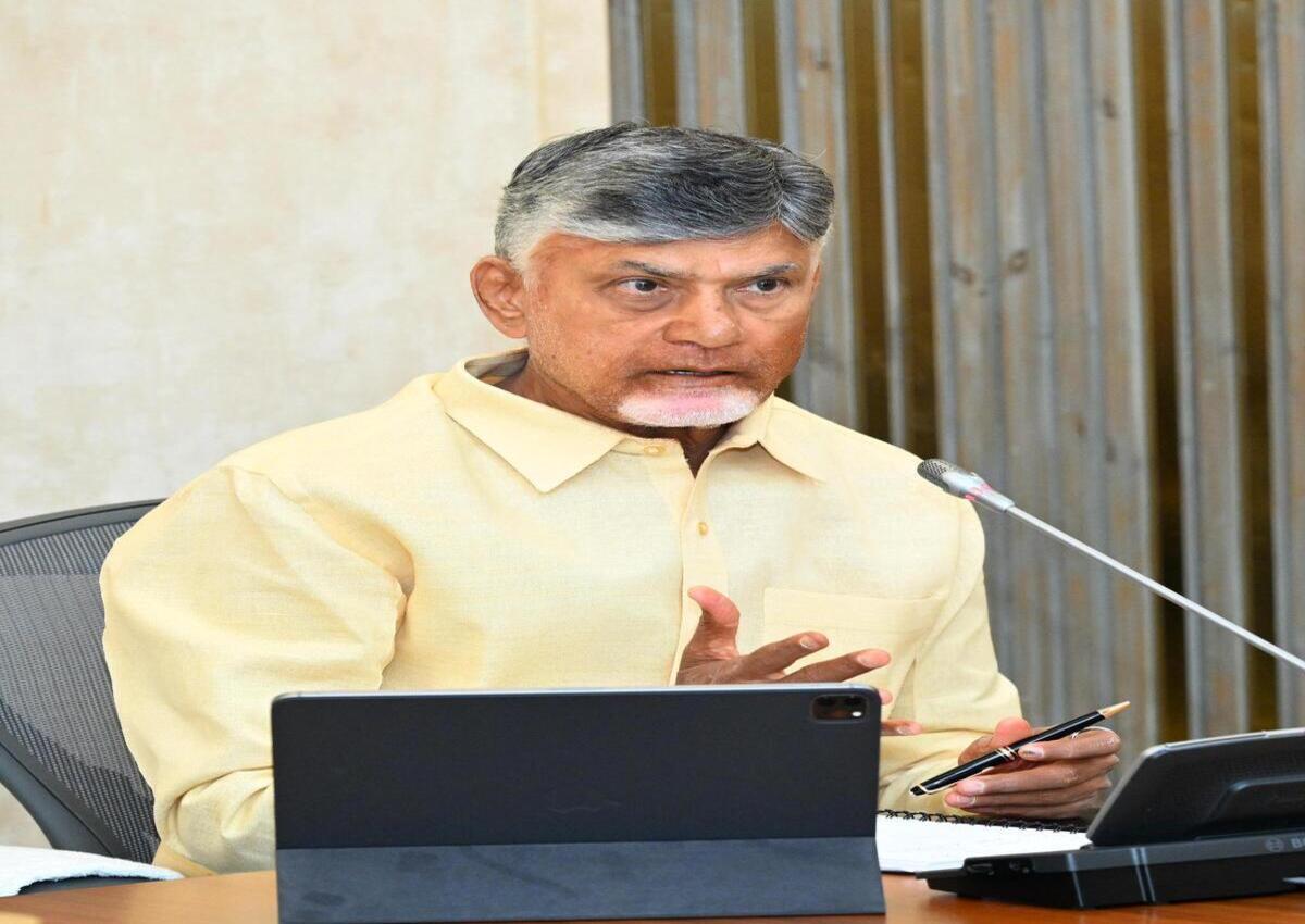 CM Pushes Education, Housing and Welfare Reforms