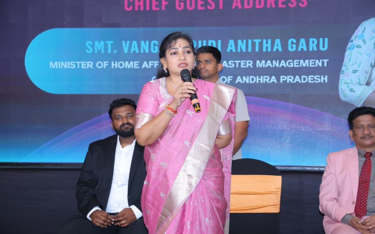 Home Minister calls for closer police–prosecution coordination