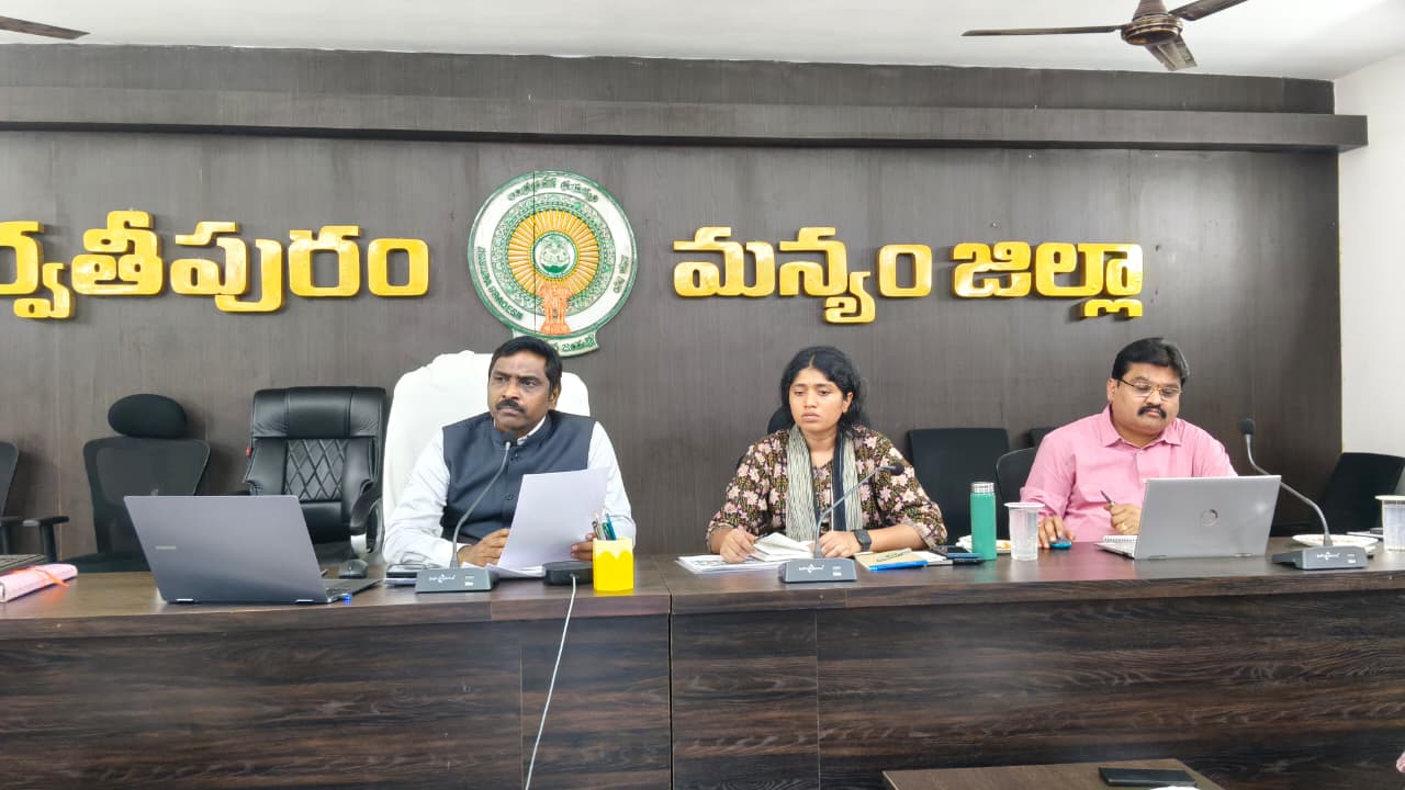 Collector proposes rural quick-delivery model for farmers