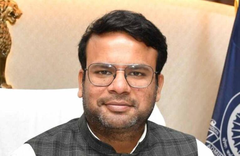 GVMC Chief Cracks Down, Suspends Two Staff in Surprise Civic Sweep