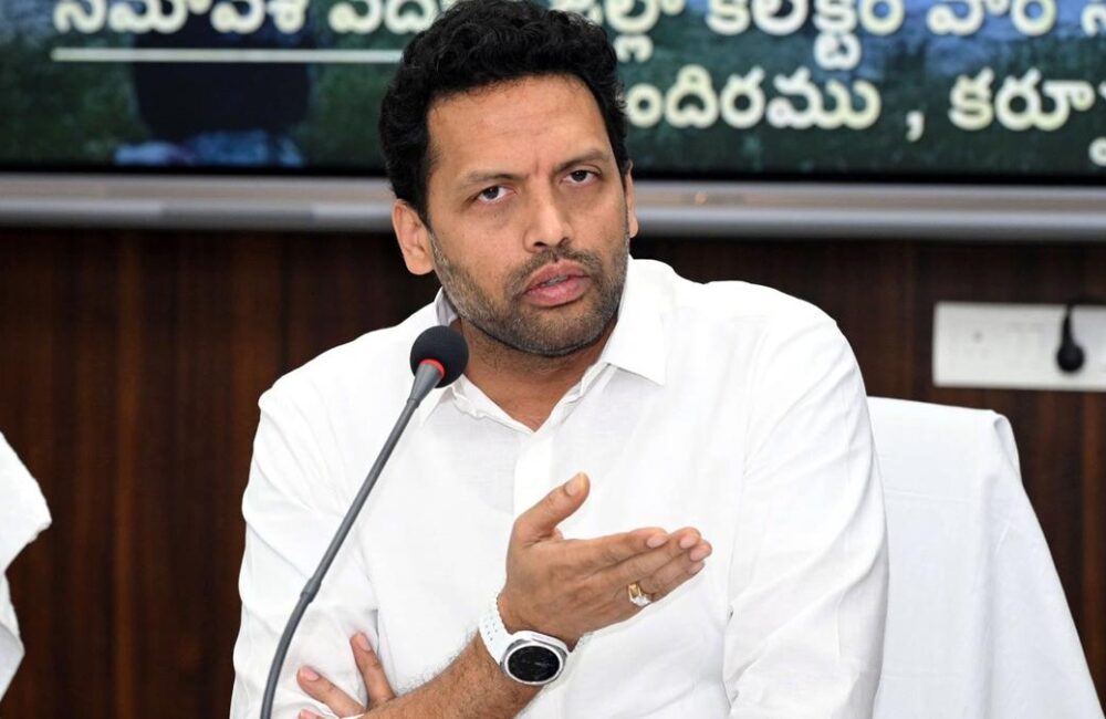 AP courts global investors with push into advanced industries