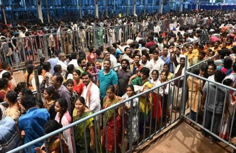 Simhachalam Chandanotsavam draws huge turnout