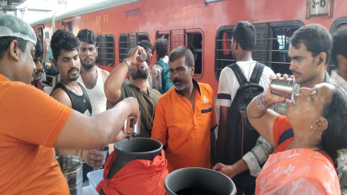 Waltair Division Rolls Out Summer Measures at Waltair Division Stations