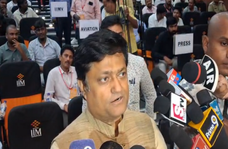 190 Youth Receive Appointment Letters at Rozgar Mela