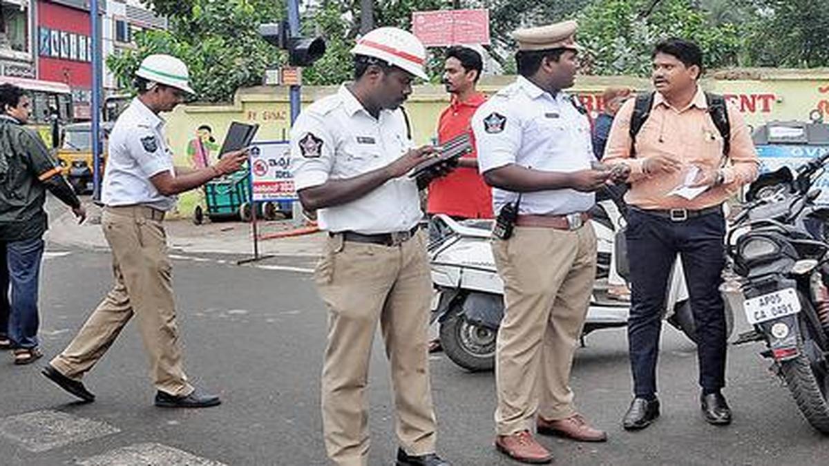 Challan checks spark commuter concern over traffic disruptions