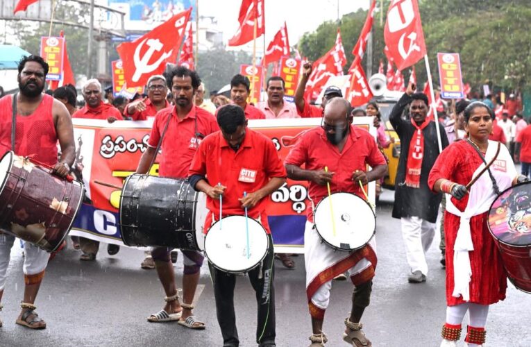 Labour Codes favour corporates, allege Left leaders