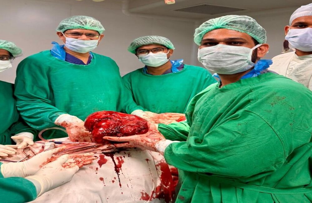 KGH surgeons remove 4.5-kg adrenal tumours in rare high-risk surgery