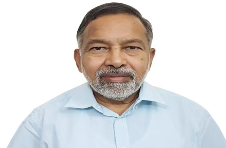 Former AMC HoD Dr Peda Veerraju selected for NTRUHS Best Medical Award