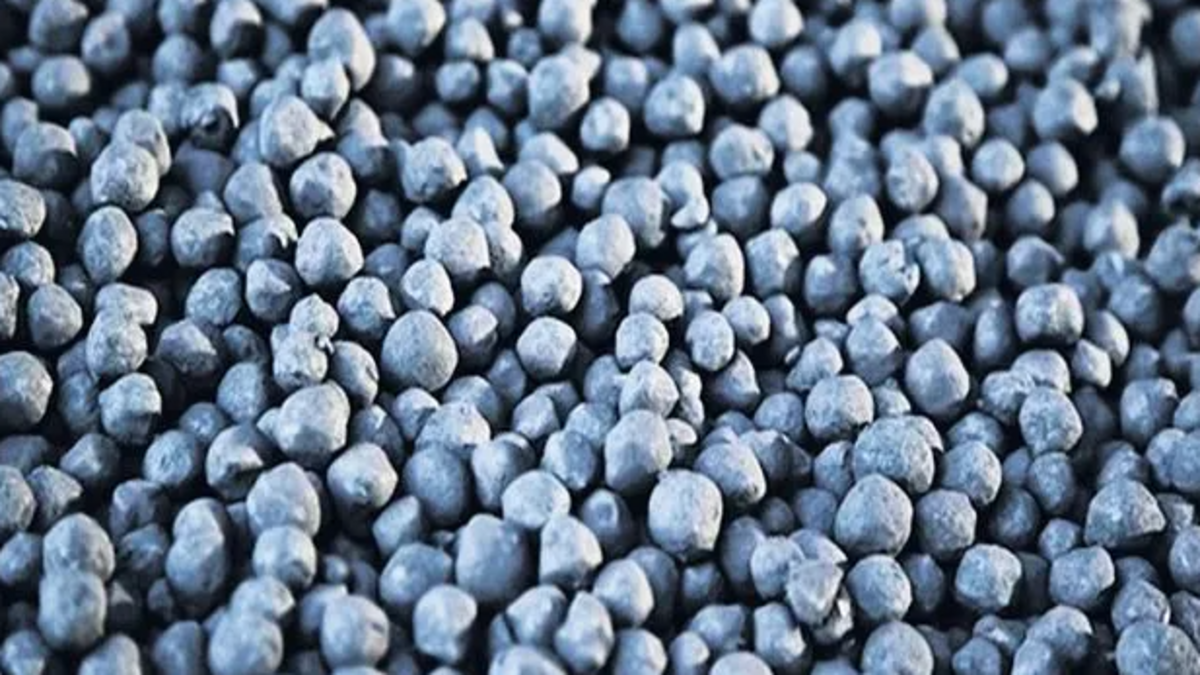 NMDC Plans ₹2,977 Cr Iron Ore Blending Plant at VSP Lands Amid Pollution Concerns