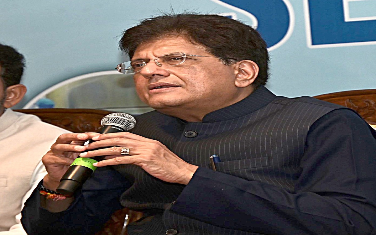 Goyal sets $30 billion seafood export target over next five years