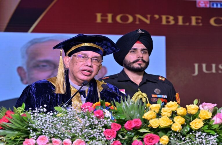 Governor calls for innovation, lifelong learning in healthcare