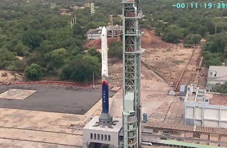 VSEZ congratulates Skyroot on successful Vikram-1 launch