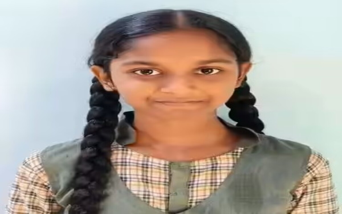 Carpenter's Daughter in AP Aims for the Moon