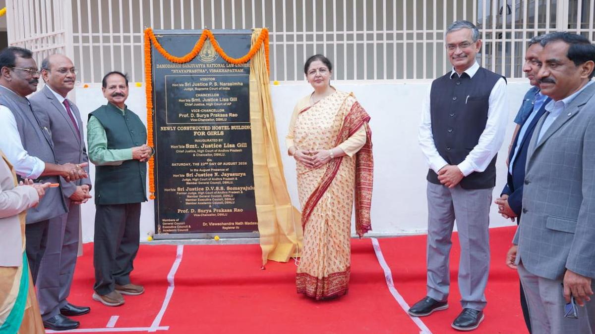 Justice Lisa Gill inaugurates new infrastructure at DSNLU
