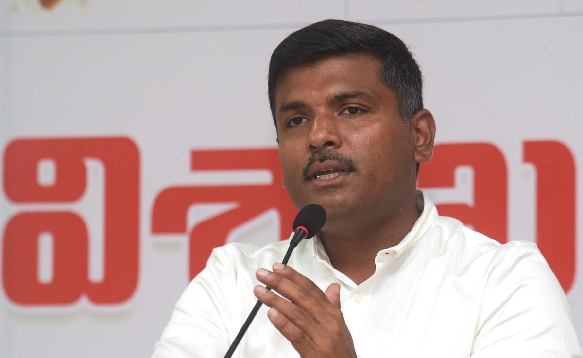 Amarnath questions government’s preparedness for Data Centre projects