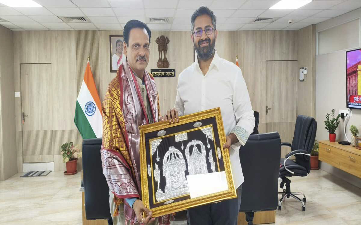 MP Sribharat seeks faster execution of key railway projects