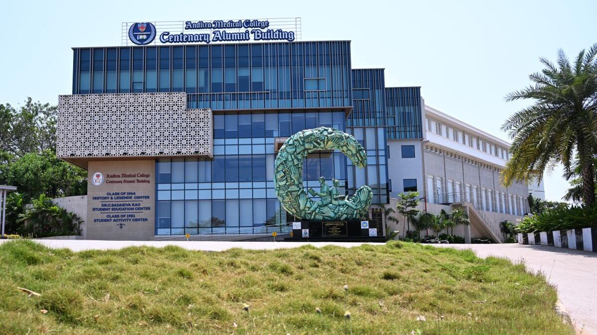 Medical students' suicides raise academic stress concerns