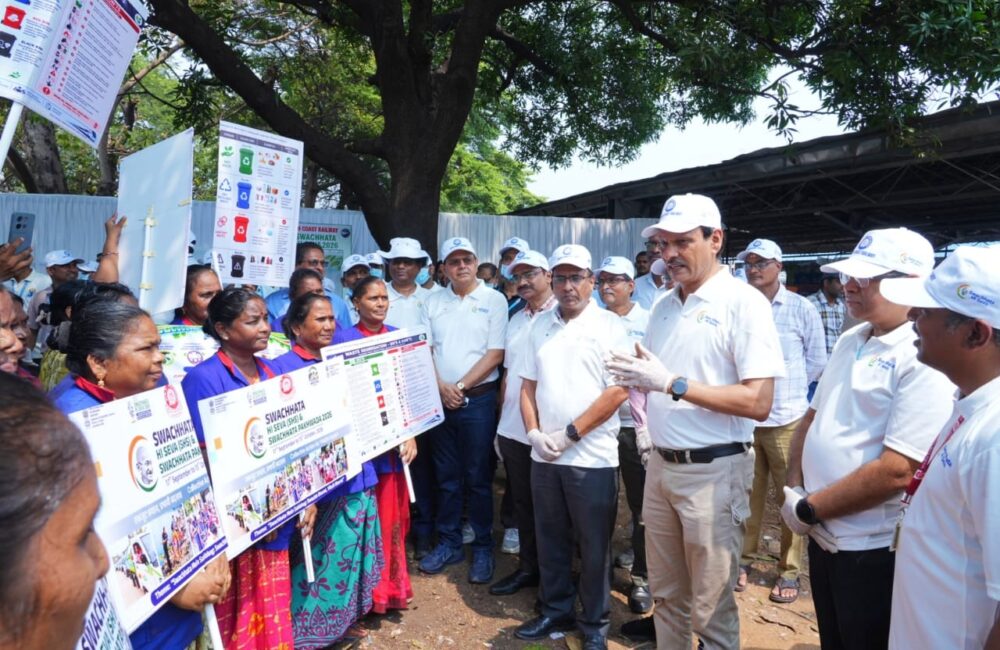 SCoR General Manager leads cleanliness drive at Visakhapatnam station