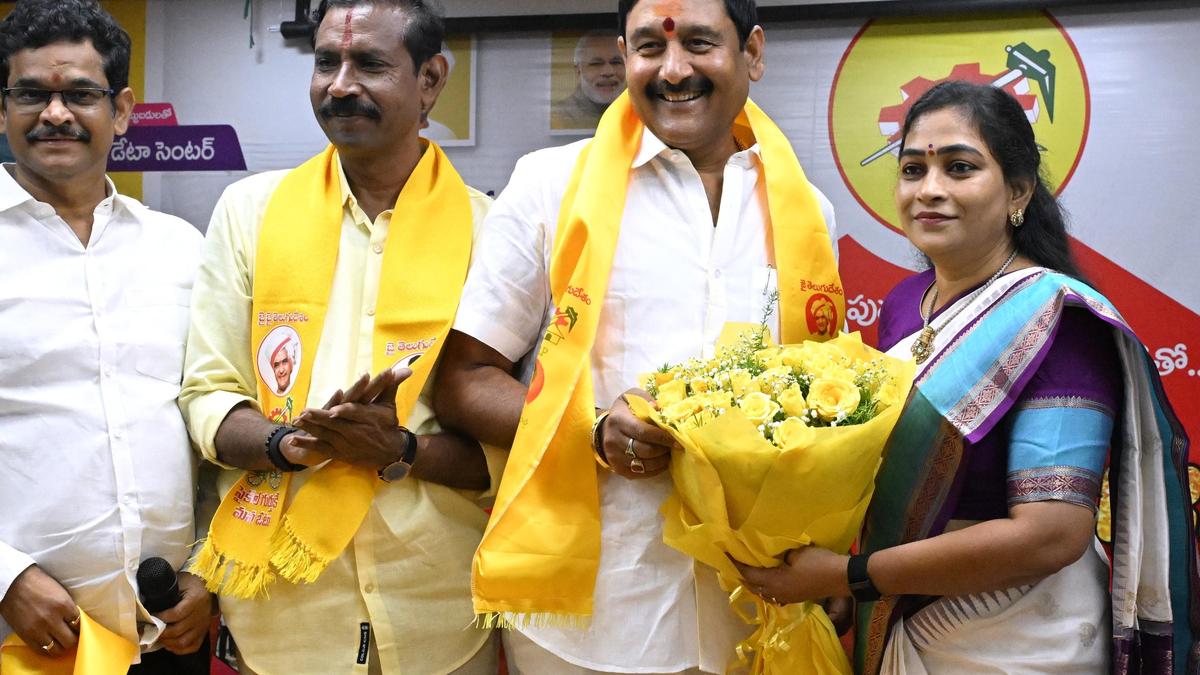 Former Nellimarla MLA B. Appalanaidu joins TDP along with supporters